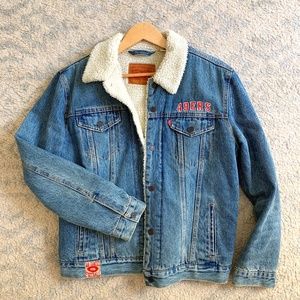 Like New Levi's 49ers Sherpa Trucker Jacket - Size L